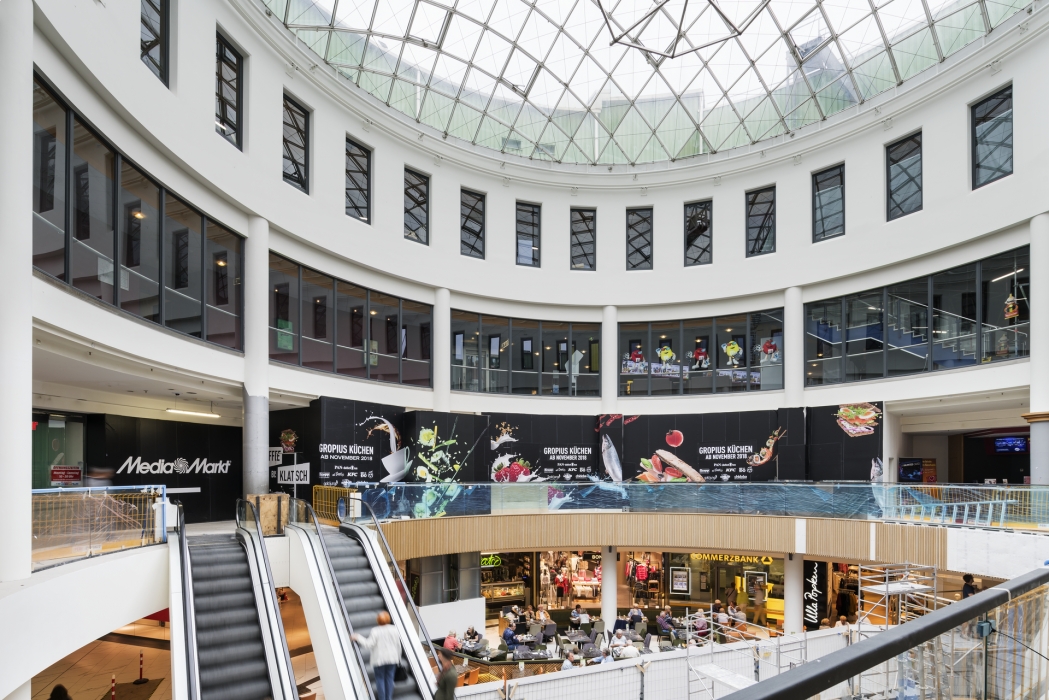 Gropius Passage Foodcourt Berlin